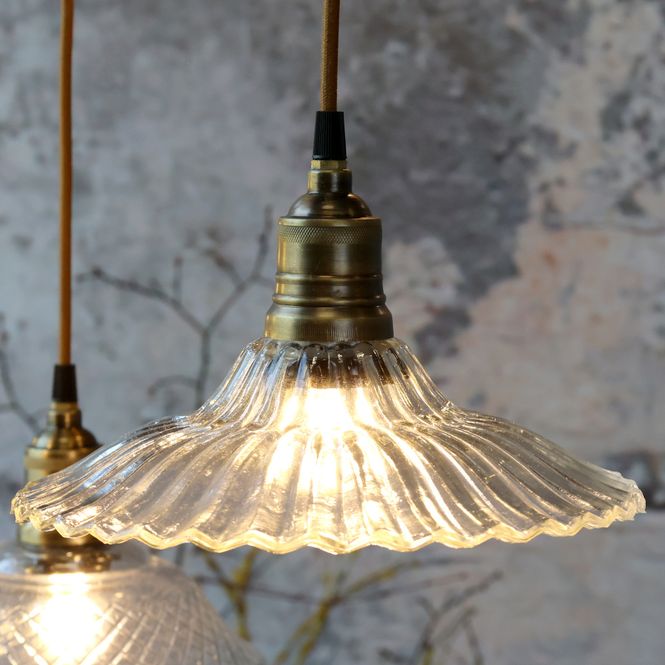 Hovedbilde Lampe m. messingtopp Klar